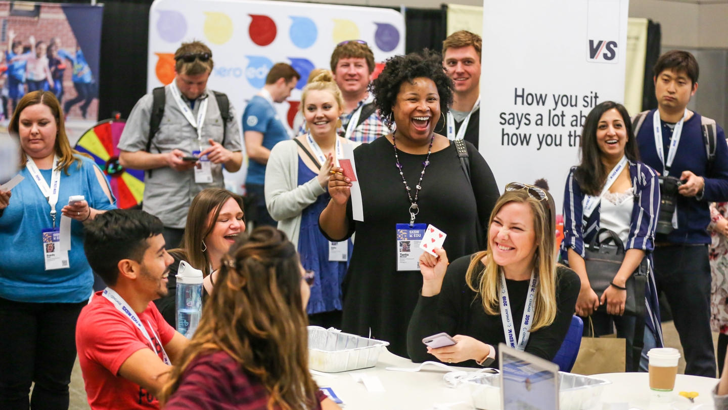 Photo by Diego Donamaria.